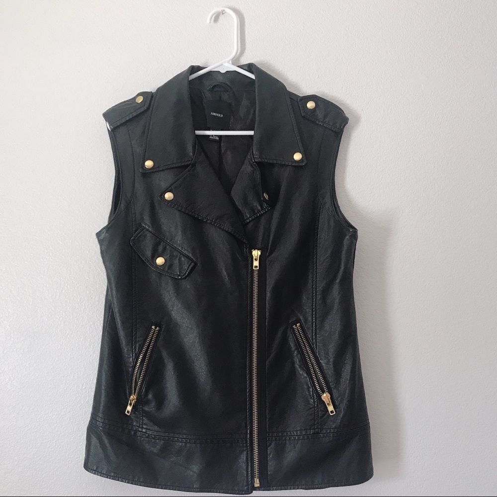 Forever 21 Fake Leather Moto Vest